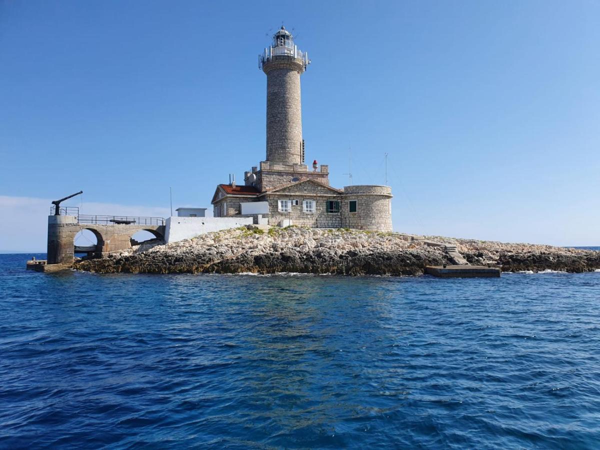 Apartmani Andrea Πούλα Εξωτερικό φωτογραφία