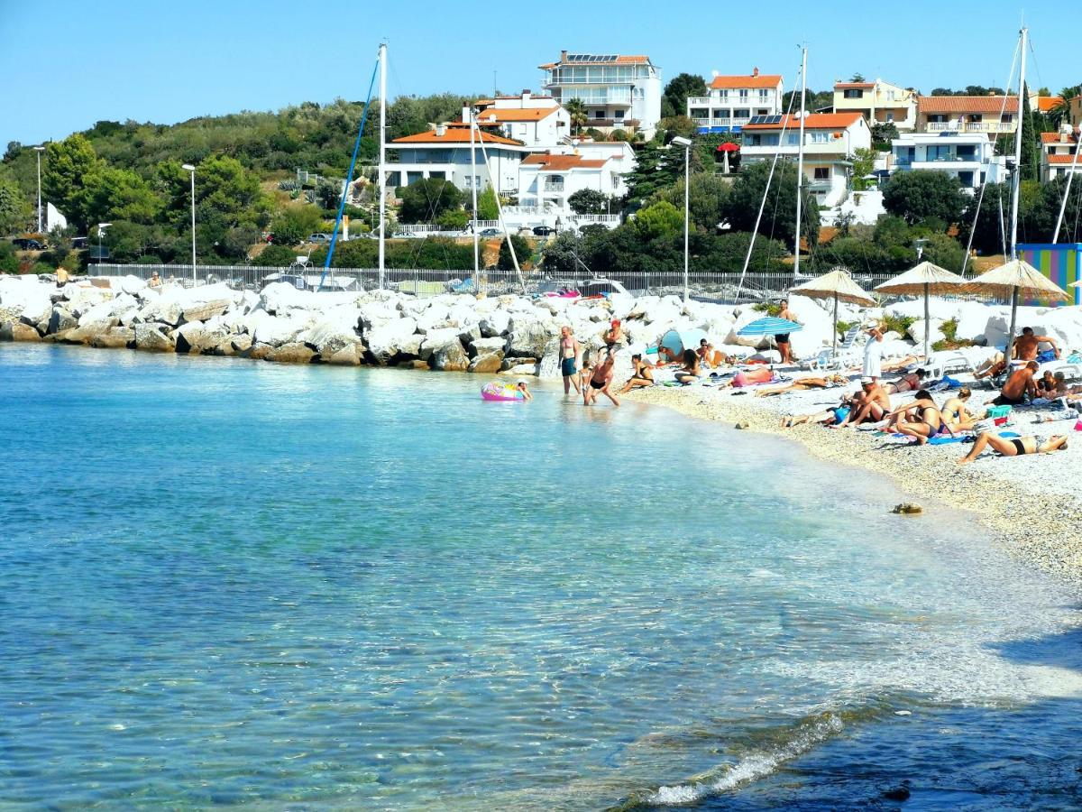Apartmani Andrea Πούλα Εξωτερικό φωτογραφία