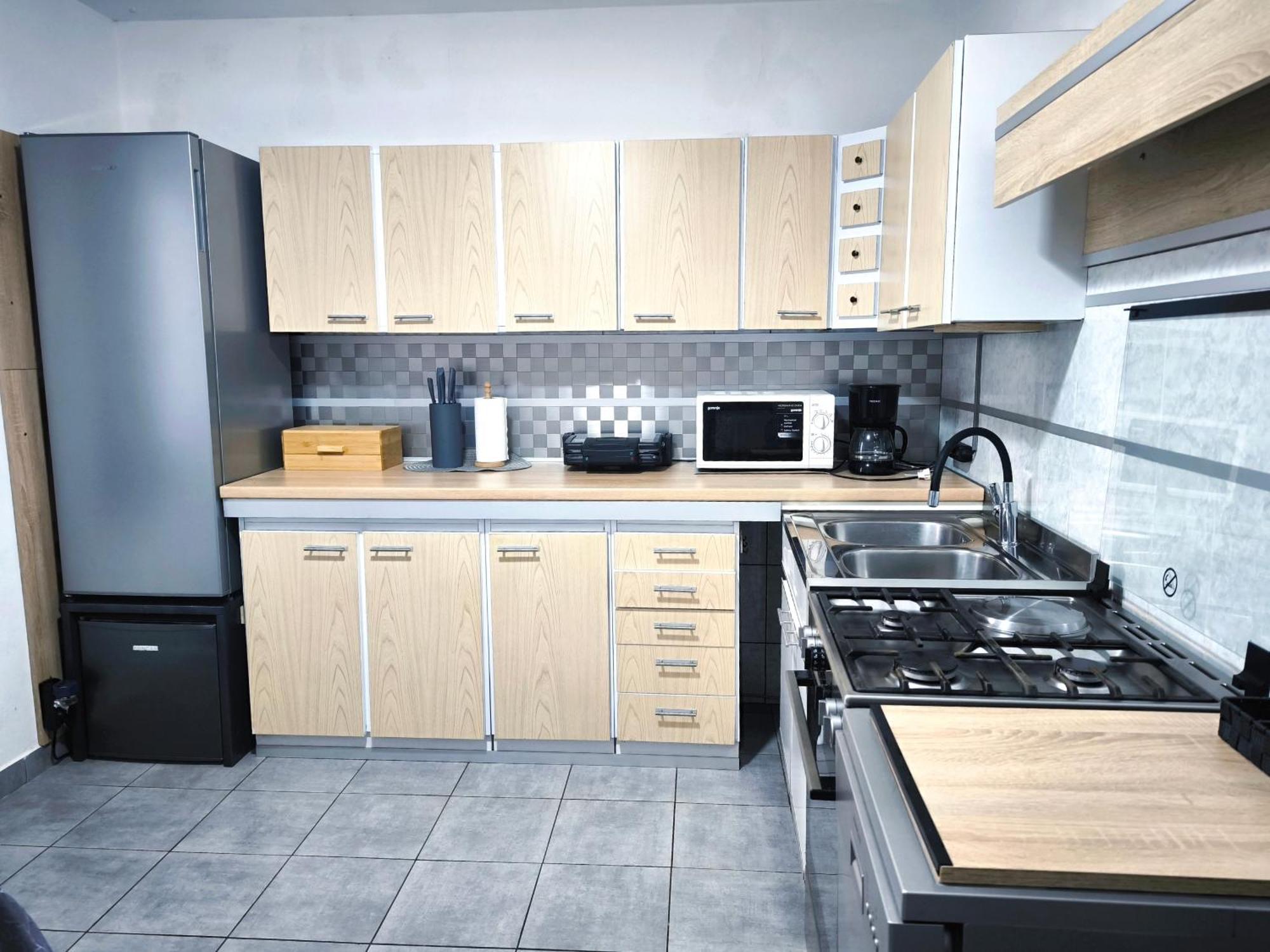 Apartmani Andrea Πούλα Δωμάτιο φωτογραφία