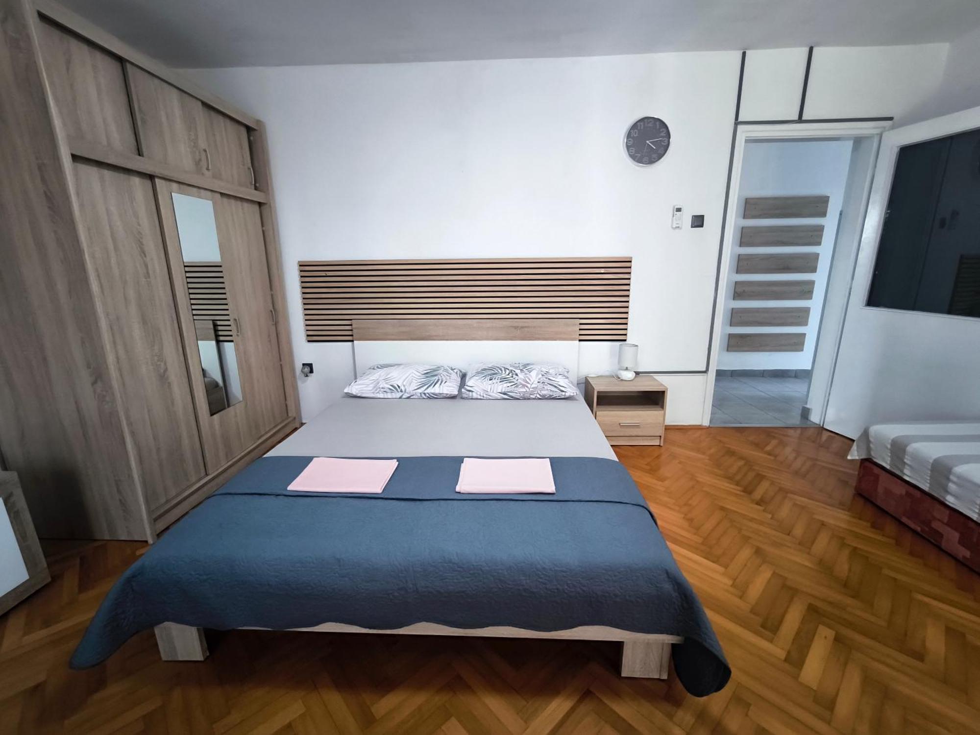 Apartmani Andrea Πούλα Δωμάτιο φωτογραφία