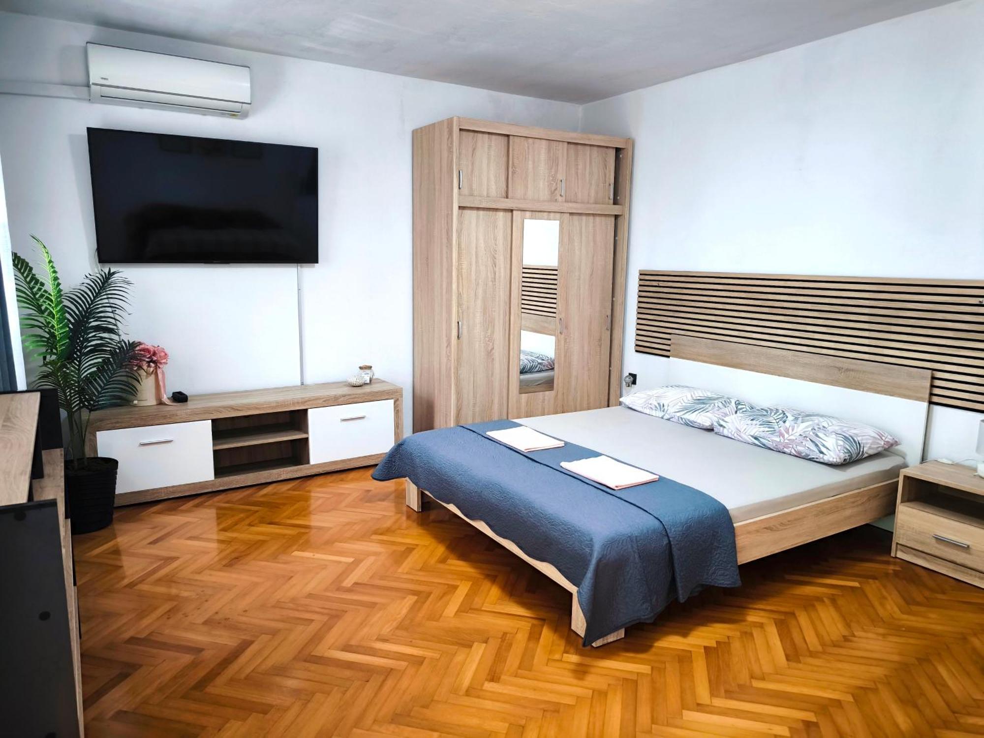 Apartmani Andrea Πούλα Δωμάτιο φωτογραφία