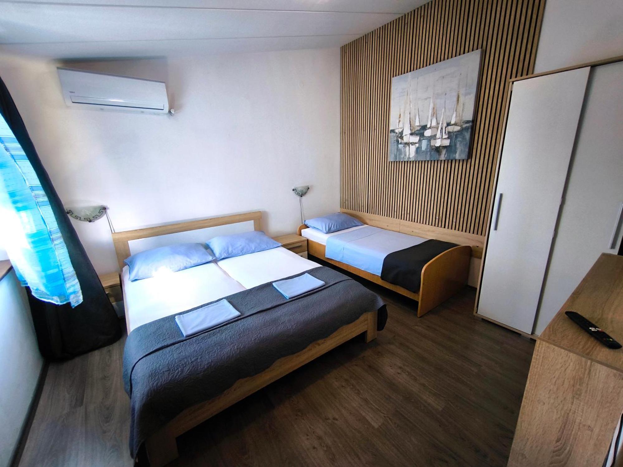 Apartmani Andrea Πούλα Δωμάτιο φωτογραφία