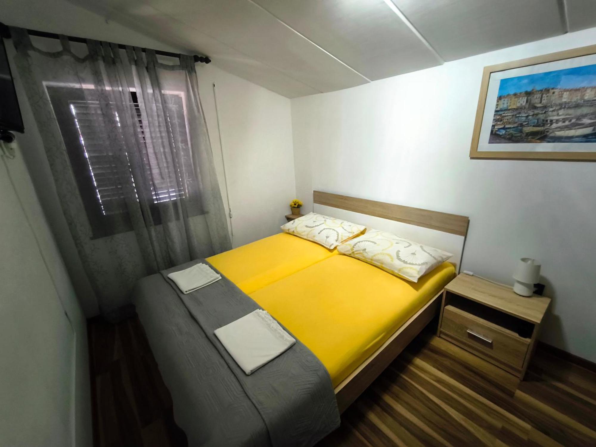 Apartmani Andrea Πούλα Δωμάτιο φωτογραφία