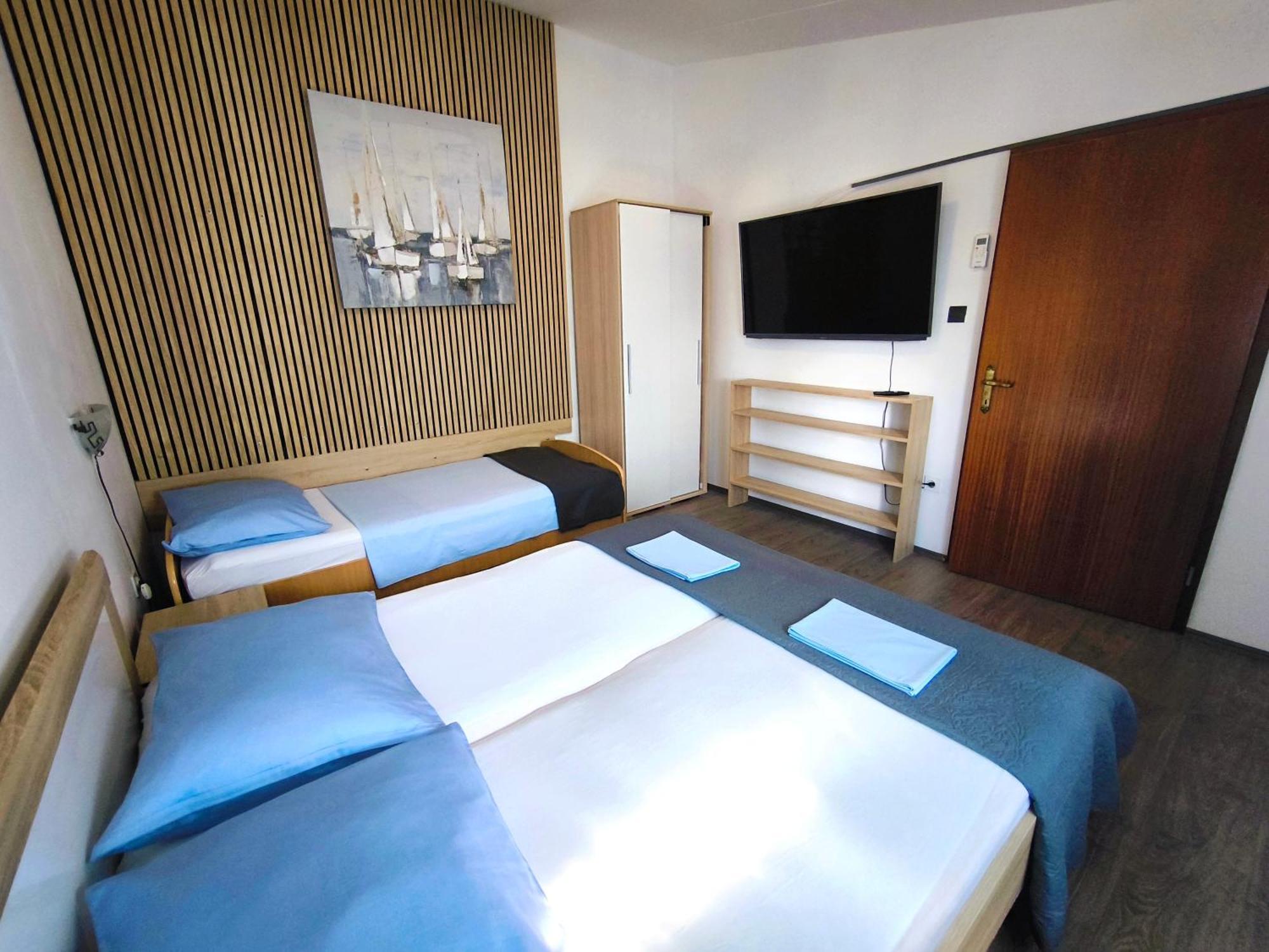 Apartmani Andrea Πούλα Δωμάτιο φωτογραφία
